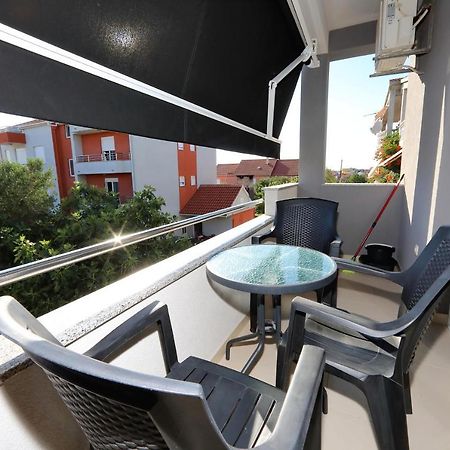 Apartments Neli Бибинє Екстер'єр фото
