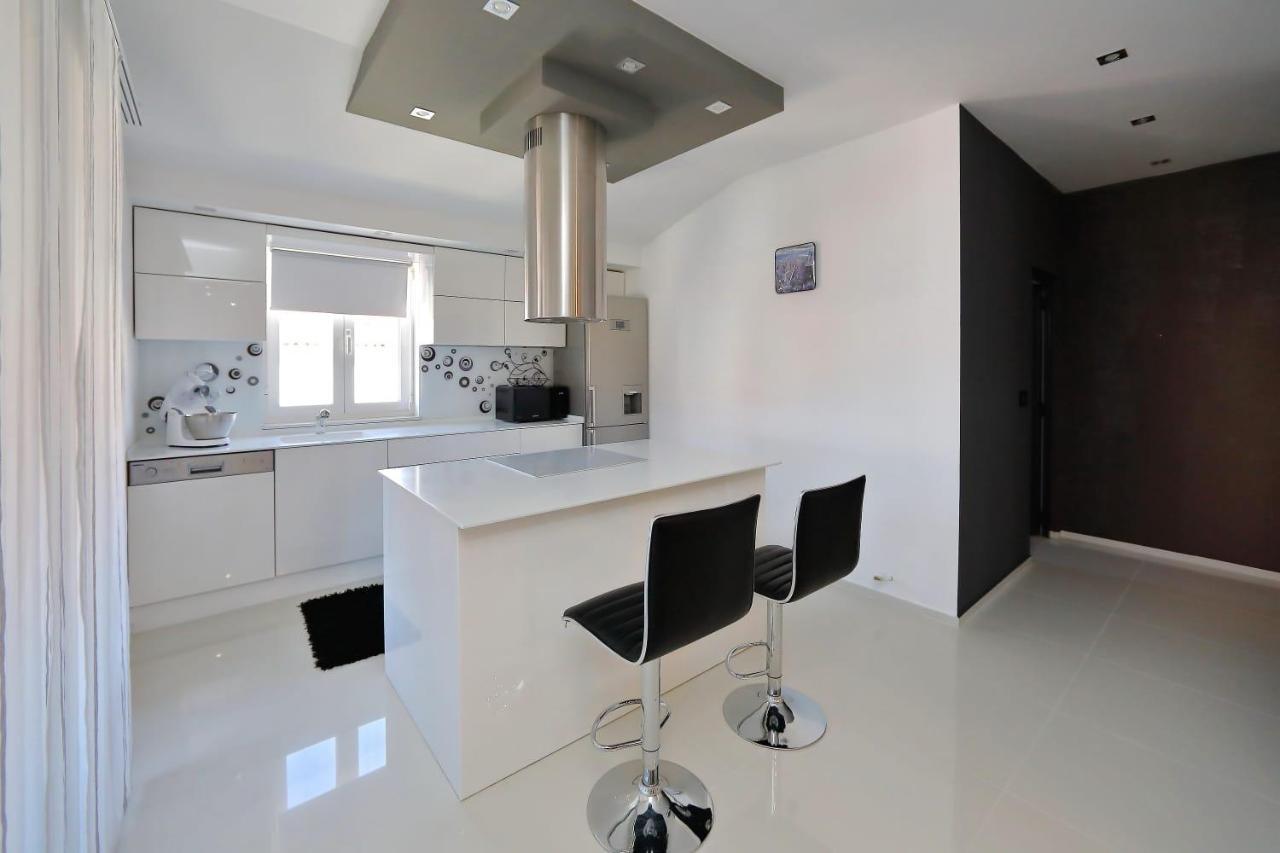 Apartments Neli Бибинє Екстер'єр фото