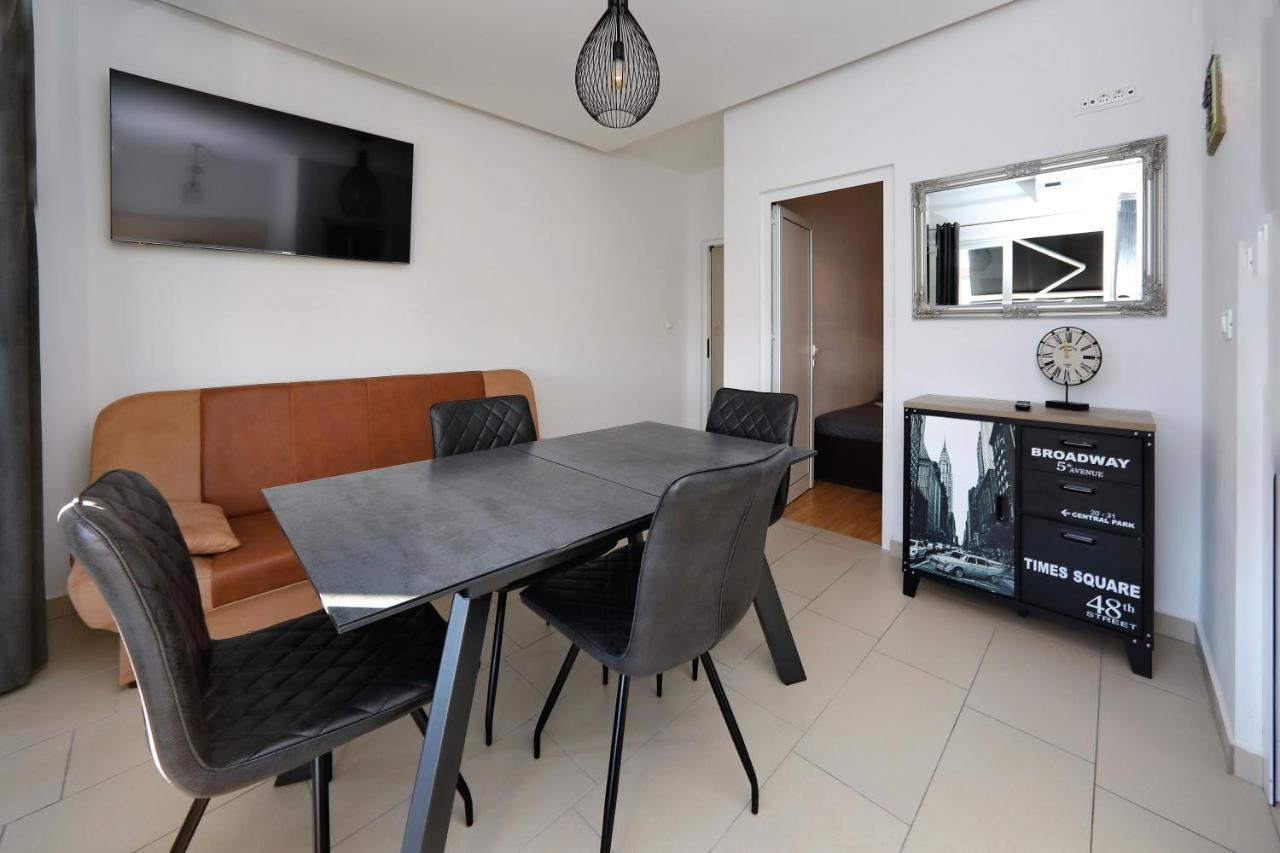 Apartments Neli Бибинє Екстер'єр фото