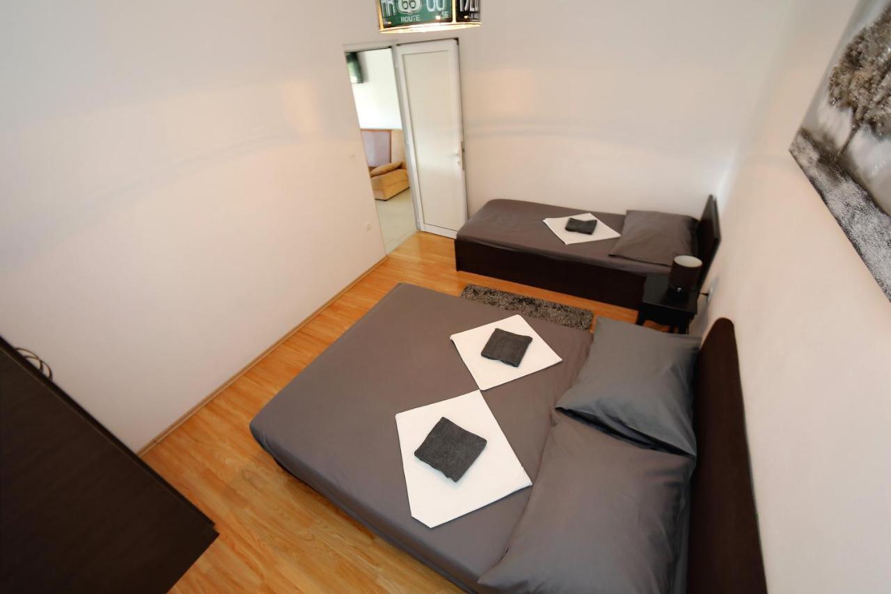 Apartments Neli Бибинє Екстер'єр фото