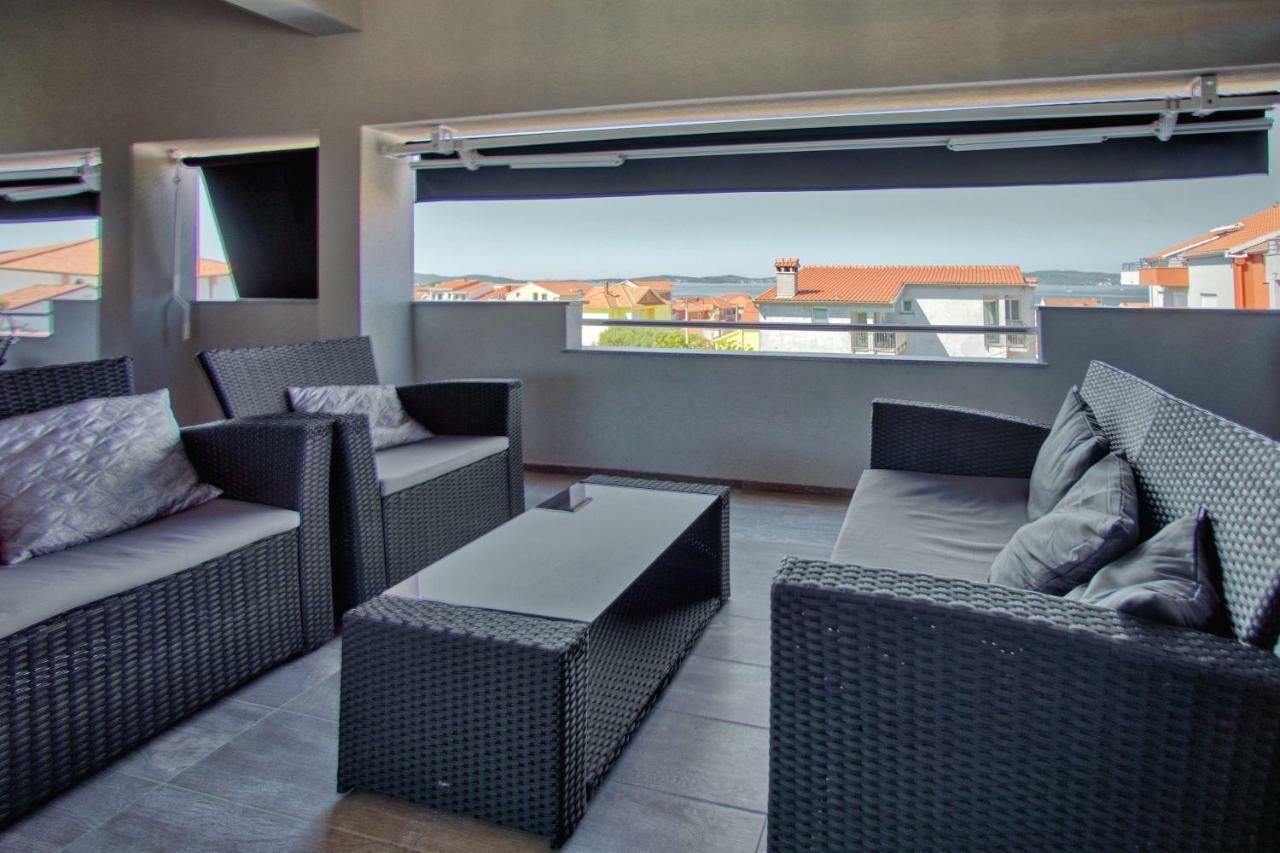 Apartments Neli Бибинє Екстер'єр фото