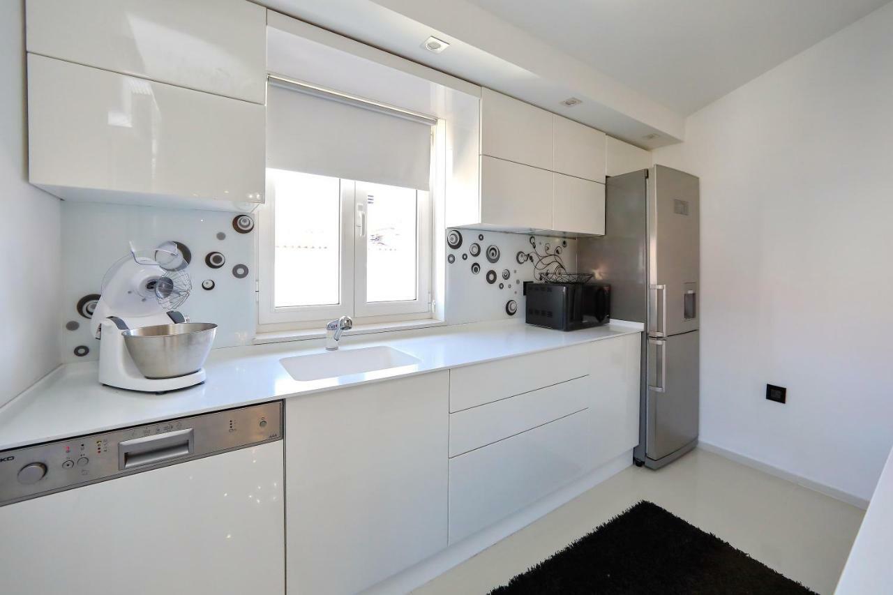 Apartments Neli Бибинє Екстер'єр фото